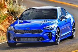 Kia Stinger 2018 lộ giá bán chỉ 725 triệu đồng